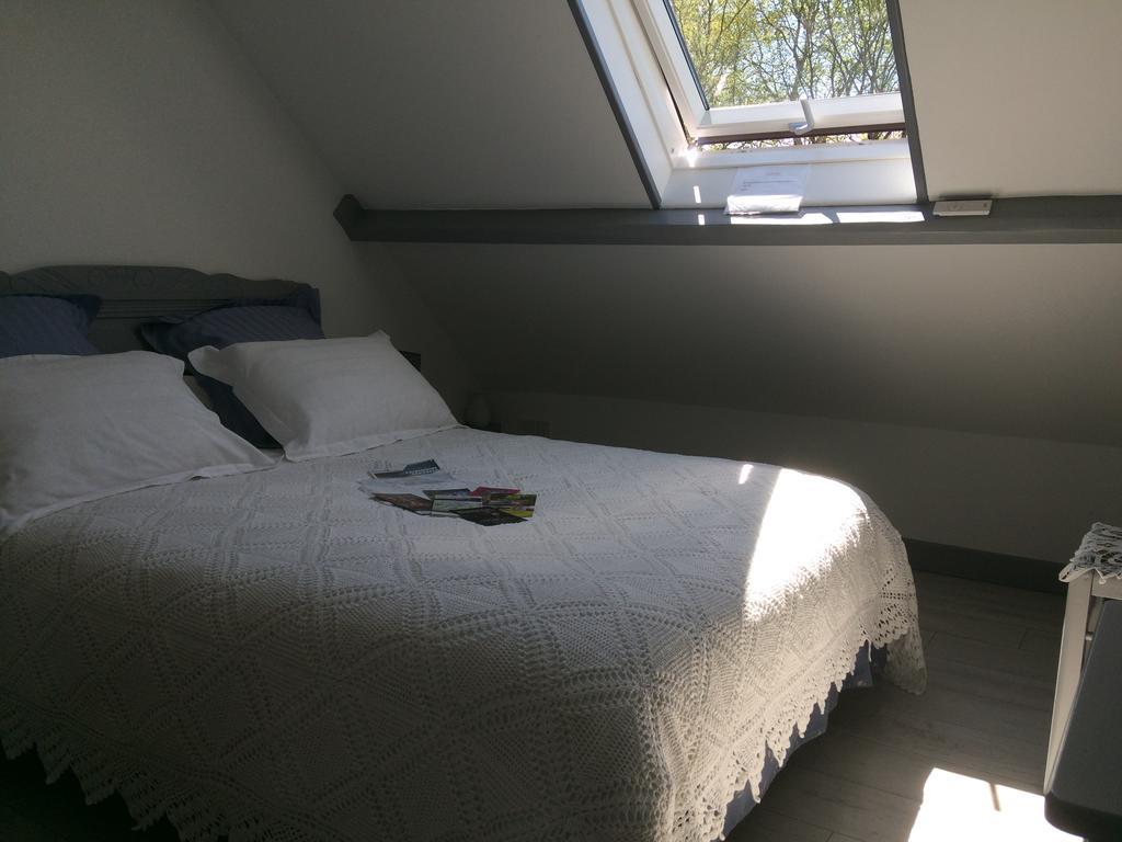 La Mansarde Bed & Breakfast Neuville-sous-Montreuil Exterior foto