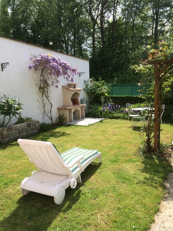 La Mansarde Bed & Breakfast Neuville-sous-Montreuil Exterior foto